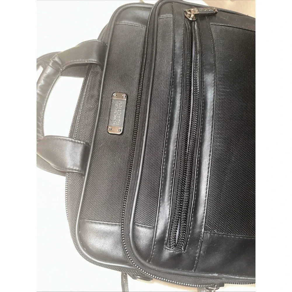 KENNETH COLE‎ REACTION MESSENGER BAG Black Leather R-TECH Briefcase Laptop